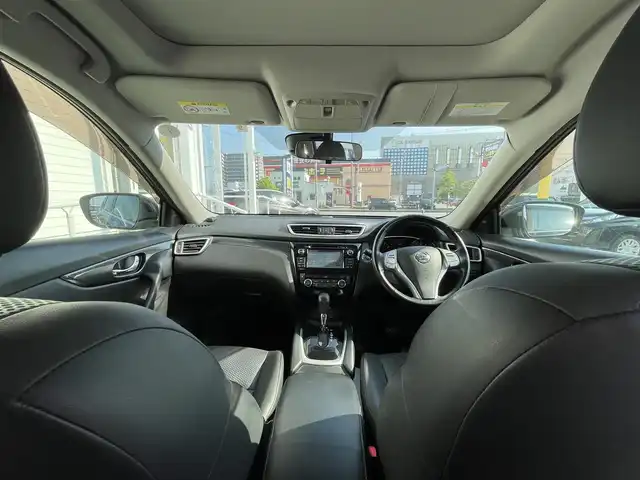 日産 エクストレイル ハイブリッド 20X エマージェンシーブレーキ 富山県 2015(平27)年 11.8万km 黒 (株)IDOMが運営する【じしゃロン富山店】の自社ローン専用車両になります。こちらは現金またはオートローンご利用時の価格です。自社ローンご希望の方は別途その旨お申し付け下さい/LEDヘッドライト/サンルーフ/シートヒーター/ルーフレール/クルーズコントロール/エマージェンシーブレーキ
