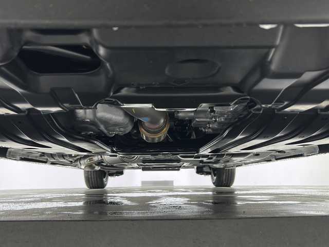 ホンダ ステップワゴン スパーダ eHEV 福岡県 2025(令7)年 0.1万km未満 パール 純正ナビ【LXM-247VFLi】/追従クルーズコントロール/両側パワースライドドア/Bluetooth/シートヒーター【運転席+助手席】/ブラインドスポットモニター/バックモニター/前後コーナーセンサー/衝突軽減ブレーキ/踏み間違い衝突軽減システム/先行車発信お知らせ/盗難防止装置/横滑り防止装置/オットマン/ワンセグ/DVD/CD/HDMI/スペアキー/純正アルミニウム/パドルシフト/スマートキー/プッシュスタート