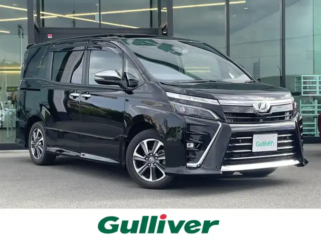 トヨタ ヴォクシー ZS 煌Ⅱ 東京都 2020(令2)年 2.9万km ブラック 純正9インチナビ/バックカメラ/ビルトインETC/ドライブレコーダー/両側パワースライドドア/トヨタセーフティセンス/プリクラッシュセーフティ/レーントレーシングアシスト/クルーズコントロール/アイドリングストップ/オートマチックハイビーム/LEDヘッドライト/スマートキー/純正16インチAW