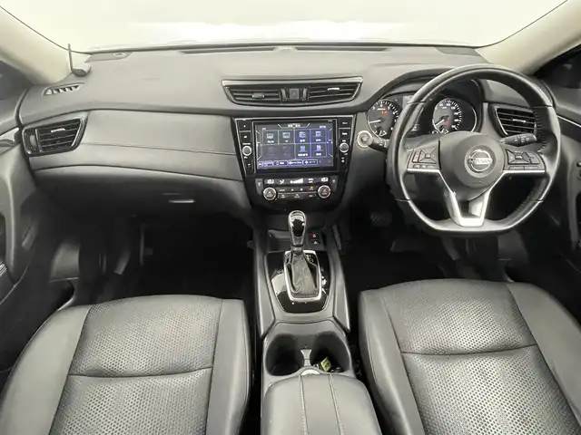 日産 エクストレイル 20Xi Vセレクション 福岡県 2021(令3)年 4.9万km ダイヤモンドブラック 純正１０型ナビ　/全方位カメラ　/ＥＴＣ　/前方ドラレコ　/プロパイロット　/コーナーセンサー　/エマージェンシーブレーキ　/レーンキープ　/ヒルディセントコントロール　/全席シートヒーター　/パワーバックドア　/ＬＥＤ