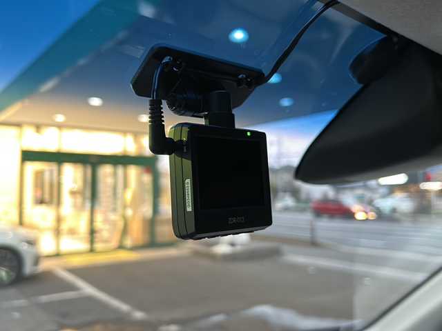ホンダ Ｎ ＷＧＮ G コンフォートパッケージ 大阪府 2014(平26)年 10.7万km スマートブラック ワンオーナー/純正SDナビ/・AM/FM/CD/DVD/Bluetooth/・ワンセグテレビ/バックカメラ/ETC/衝突軽減ブレーキ/アイドリングストップ/横滑り防止装置/シートヒーター（D席+N席）/HIDヘッドライト/オートライト/オートエアコン/プッシュスタートボタン/スマートキー/ステアリングリモコン/12V充電器/純正フロアマット/ドアバイザー/保証書/取扱説明書/ナビ取扱説明書