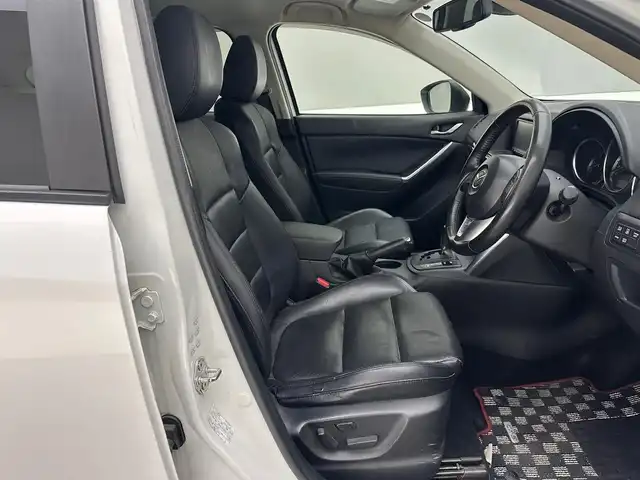 マツダ ＣＸ－５ XD Lパッケージ 兵庫県 2013(平25)年 10.3万km クリスタルホワイトパールマイカ 社外SDナビ/(AVN112M)/ワンセグ CD /クルーズコントロール/バックカメラ/ETC/ドライブレコーダー/レザーシート/シートヒーター/運転席パワーシート/HIDヘッドライト/オートライト/ドアバイザー/スマートキー/取扱い説明書/新車時保証書