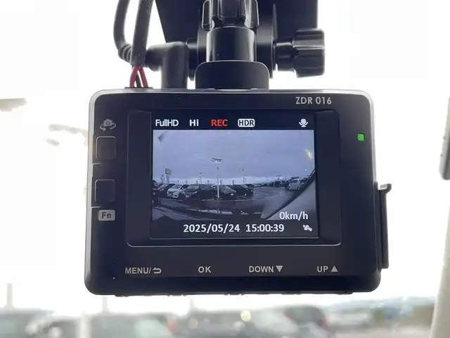 スバル インプレッサ スポーツ 2．0i－L アイサイト 島根県 2017(平29)年 8.1万km ダークブルーパール 純正8インチナビ/CD/DVD/DTV/Bluetooth/バックカメラ/レーダークルーズコントロール/前後ドライブレコーダー/ETC/LEDオートライト/アイドリングストップ/コーナーセンサー /BSM/ステアリングスイッチ/スマートキー/スペアキー /プッシュスタート /純正フロアマット/ドアバイザー