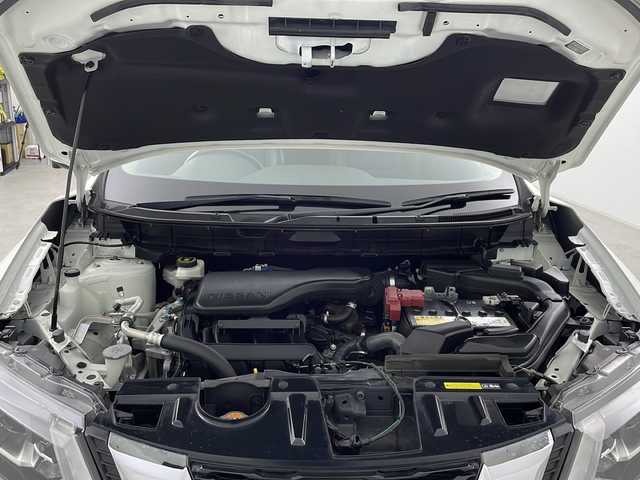 日産 エクストレイル 20X 千葉県 2019(平31)年 6万km ブリリアントホワイトパール エマージェンシーブレーキ/・踏み間違い防止アシスト/・車線逸脱警報/・進入禁止標識検知/・前後コーナーセンサー/純正9インチメモリーナビ/フルセグTV/Bluetoothオーディオ接続/アラウンドビューカメラ/カプロンシート/LEDヘッドライト/LEDフォグランプ/デジタルインナーミラー/パワーバックドア/スマートキー