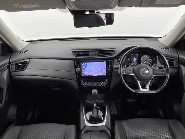 日産 エクストレイル 20X 千葉県 2019(平31)年 6万km ブリリアントホワイトパール エマージェンシーブレーキ/・踏み間違い防止アシスト/・車線逸脱警報/・進入禁止標識検知/・前後コーナーセンサー/純正9インチメモリーナビ/フルセグTV/Bluetoothオーディオ接続/アラウンドビューカメラ/カプロンシート/LEDヘッドライト/LEDフォグランプ/デジタルインナーミラー/パワーバックドア/スマートキー