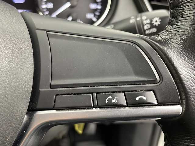 日産 エクストレイル 20X 千葉県 2019(平31)年 6万km ブリリアントホワイトパール エマージェンシーブレーキ/・踏み間違い防止アシスト/・車線逸脱警報/・進入禁止標識検知/・前後コーナーセンサー/純正9インチメモリーナビ/フルセグTV/Bluetoothオーディオ接続/アラウンドビューカメラ/カプロンシート/LEDヘッドライト/LEDフォグランプ/デジタルインナーミラー/パワーバックドア/スマートキー
