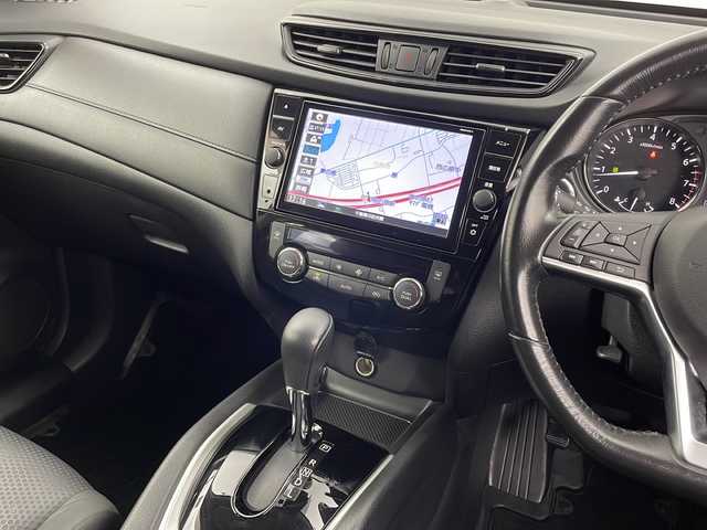 日産 エクストレイル 20X 千葉県 2019(平31)年 6万km ブリリアントホワイトパール エマージェンシーブレーキ/・踏み間違い防止アシスト/・車線逸脱警報/・進入禁止標識検知/・前後コーナーセンサー/純正9インチメモリーナビ/フルセグTV/Bluetoothオーディオ接続/アラウンドビューカメラ/カプロンシート/LEDヘッドライト/LEDフォグランプ/デジタルインナーミラー/パワーバックドア/スマートキー