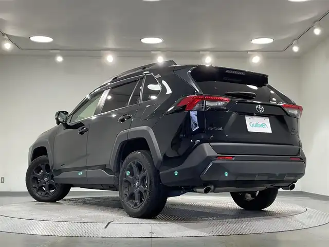 トヨタ ＲＡＶ４ アドベンチャー オフロードPKG 愛知県 2021(令3)年 6.3万km アティチュードブラックマイカ 純正９インチＳＤナビ　/（Bluetooth/フルセグTV/SD/FM/AM/CD・DVD再生）/トヨタセーフティセンス　/　　-レーダークルーズコントール　/　　-プリクラッシュセーフティ/　　-レーントレーニングアシスト/　　-オートマチックハイビーム/　　-ロードサインアシスト/電動バックドア　/ビルトインＥＴＣ　/電動パワーシート　/バックカメラ　/クリアランスソナー　/ルーフレール　/ＬＥＤヘッドライト/フォグランプ/プッシュスタート　/　　-スマートキー