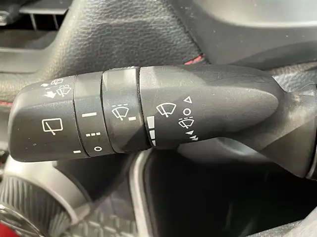 トヨタ ＲＡＶ４ アドベンチャー オフロードPKG 愛知県 2021(令3)年 6.3万km アティチュードブラックマイカ 純正９インチＳＤナビ　/（Bluetooth/フルセグTV/SD/FM/AM/CD・DVD再生）/トヨタセーフティセンス　/　　-レーダークルーズコントール　/　　-プリクラッシュセーフティ/　　-レーントレーニングアシスト/　　-オートマチックハイビーム/　　-ロードサインアシスト/電動バックドア　/ビルトインＥＴＣ　/電動パワーシート　/バックカメラ　/クリアランスソナー　/ルーフレール　/ＬＥＤヘッドライト/フォグランプ/プッシュスタート　/　　-スマートキー
