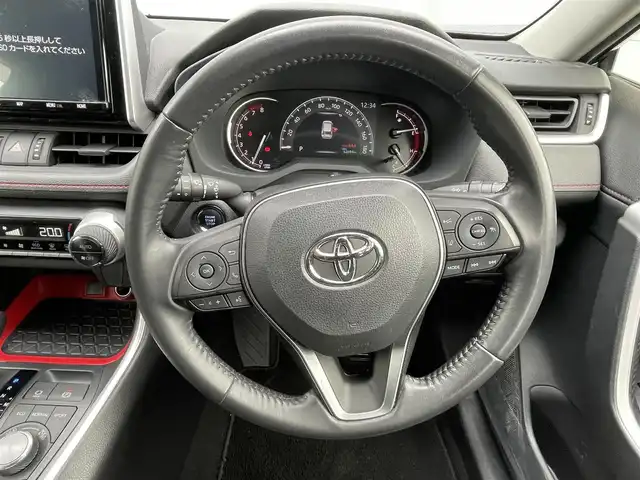 トヨタ ＲＡＶ４ アドベンチャー オフロードPKG 千葉県 2021(令3)年 6.3万km アティチュードブラックマイカ 純正９インチＳＤナビ　/（Bluetooth/フルセグTV/SD/FM/AM/CD・DVD再生）/トヨタセーフティセンス　/　　-レーダークルーズコントール　/　　-プリクラッシュセーフティ/　　-レーントレーニングアシスト/　　-オートマチックハイビーム/　　-ロードサインアシスト/電動バックドア　/ビルトインＥＴＣ　/電動パワーシート　/バックカメラ　/クリアランスソナー　/ルーフレール　/ＬＥＤヘッドライト/フォグランプ/プッシュスタート　/　　-スマートキー