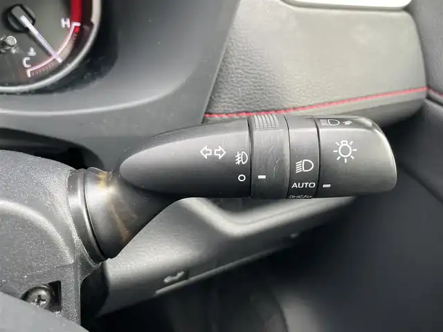 トヨタ ＲＡＶ４ アドベンチャー オフロードPKG 千葉県 2021(令3)年 6.3万km アティチュードブラックマイカ 純正９インチＳＤナビ　/（Bluetooth/フルセグTV/SD/FM/AM/CD・DVD再生）/トヨタセーフティセンス　/　　-レーダークルーズコントール　/　　-プリクラッシュセーフティ/　　-レーントレーニングアシスト/　　-オートマチックハイビーム/　　-ロードサインアシスト/電動バックドア　/ビルトインＥＴＣ　/電動パワーシート　/バックカメラ　/クリアランスソナー　/ルーフレール　/ＬＥＤヘッドライト/フォグランプ/プッシュスタート　/　　-スマートキー