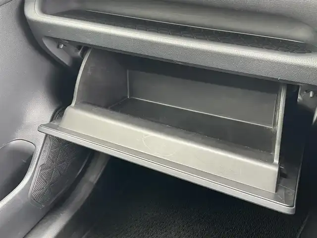 トヨタ ＲＡＶ４ アドベンチャー オフロードPKG 千葉県 2021(令3)年 6.3万km アティチュードブラックマイカ 純正９インチＳＤナビ　/（Bluetooth/フルセグTV/SD/FM/AM/CD・DVD再生）/トヨタセーフティセンス　/　　-レーダークルーズコントール　/　　-プリクラッシュセーフティ/　　-レーントレーニングアシスト/　　-オートマチックハイビーム/　　-ロードサインアシスト/電動バックドア　/ビルトインＥＴＣ　/電動パワーシート　/バックカメラ　/クリアランスソナー　/ルーフレール　/ＬＥＤヘッドライト/フォグランプ/プッシュスタート　/　　-スマートキー