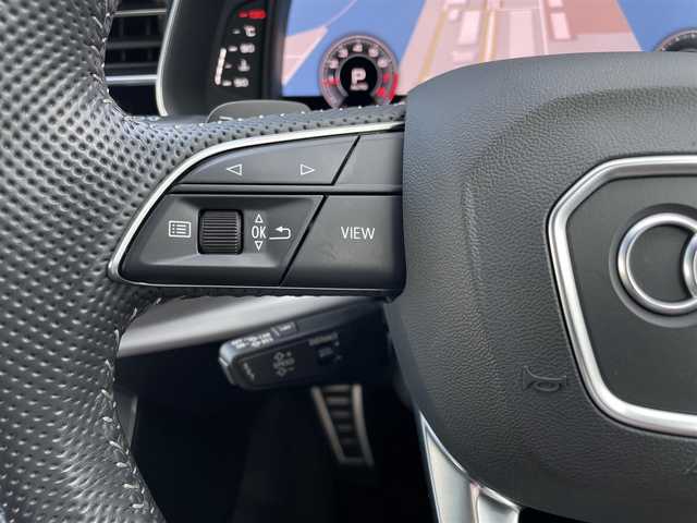アウディ Ｑ７ 45 Sラインリミテッド 東京都 2020(令2)年 4万km グレイシアホワイトメタリック 7シーター/純正ナビ/フルセグTV/360°カメラ/レザーシート/シートヒーター/バーチャルコックピット/ACC/LKA/BSM/ヘッドアップディスプレイ/前後ドラレコ/ETC