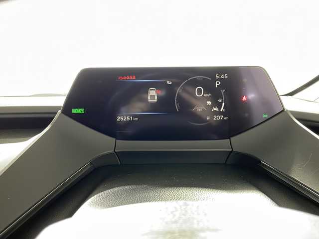 トヨタ プリウス Z 福岡県 2023(令5)年 2.6万km プラチナホワイトパールマイカ 純正ナビゲーション/フルセグテレビ/BT/バックカメラ/パノラマルーフ/モデリスタエアロ/デジタルインナーミラー/シートヒーター/シートクーラー/ハンドルヒーター/パワーシート/メモリーシート/ETC2.0/パワーバックドア/AC100V/革巻きステアリング/純正19インチアルミホイール/レーダークルーズコントロール/LEDヘッドライト/スマートキー/置くだけ充電