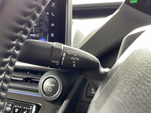トヨタ プリウス Z 福岡県 2023(令5)年 2.6万km プラチナホワイトパールマイカ 純正ナビゲーション/フルセグテレビ/BT/バックカメラ/パノラマルーフ/モデリスタエアロ/デジタルインナーミラー/シートヒーター/シートクーラー/ハンドルヒーター/パワーシート/メモリーシート/ETC2.0/パワーバックドア/AC100V/革巻きステアリング/純正19インチアルミホイール/レーダークルーズコントロール/LEDヘッドライト/スマートキー/置くだけ充電