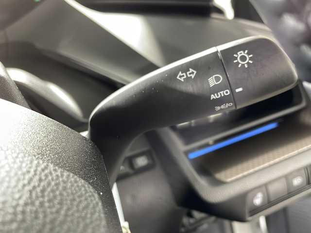 トヨタ プリウス Z 福岡県 2023(令5)年 2.6万km プラチナホワイトパールマイカ 純正ナビゲーション/フルセグテレビ/BT/バックカメラ/パノラマルーフ/モデリスタエアロ/デジタルインナーミラー/シートヒーター/シートクーラー/ハンドルヒーター/パワーシート/メモリーシート/ETC2.0/パワーバックドア/AC100V/革巻きステアリング/純正19インチアルミホイール/レーダークルーズコントロール/LEDヘッドライト/スマートキー/置くだけ充電