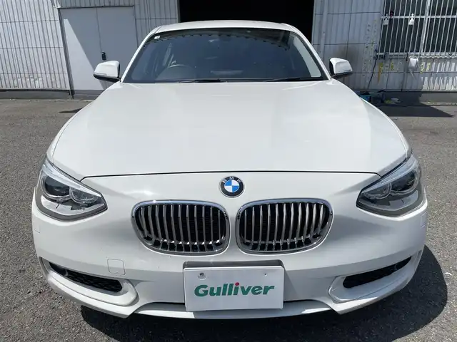 ＢＭＷ １１６ｉ スタイル 神奈川県 2012(平24)年 5.1万km アルピンホワイトⅢ 純正ナビ/プッシュスタート/ETC/革巻きステアリング/ステアリングスイッチ/ウィンカーミラー/HIDヘッドライト/フォグランプ/保証書/取扱説明書/スマートキー×２