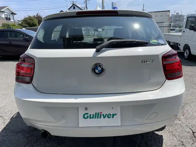 ＢＭＷ １１６ｉ スタイル 神奈川県 2012(平24)年 5.1万km アルピンホワイトⅢ 純正ナビ/プッシュスタート/ETC/革巻きステアリング/ステアリングスイッチ/ウィンカーミラー/HIDヘッドライト/フォグランプ/保証書/取扱説明書/スマートキー×２