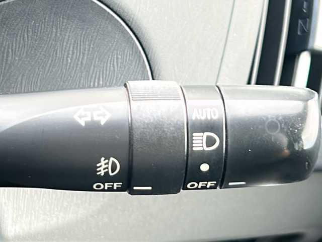 トヨタ プリウス G ツーリングセレクション 茨城県 2010(平22)年 7.9万km アイスバーグシルバーマイカメタリック コーナーセンサー/バックカメラ/クルーズコントロール/社外ナビ　BT/CD/DVD/フルセグ/純正フロアマット/アルミホイール/ビルトインETC/純正フロアマット