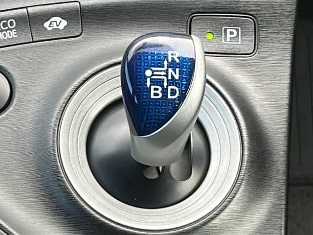 トヨタ プリウス G ツーリングセレクション 茨城県 2010(平22)年 7.9万km アイスバーグシルバーマイカメタリック コーナーセンサー/バックカメラ/クルーズコントロール/社外ナビ　BT/CD/DVD/フルセグ/純正フロアマット/アルミホイール/ビルトインETC/純正フロアマット