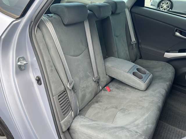 トヨタ プリウス G ツーリングセレクション 茨城県 2010(平22)年 7.9万km アイスバーグシルバーマイカメタリック コーナーセンサー/バックカメラ/クルーズコントロール/社外ナビ　BT/CD/DVD/フルセグ/純正フロアマット/アルミホイール/ビルトインETC/純正フロアマット