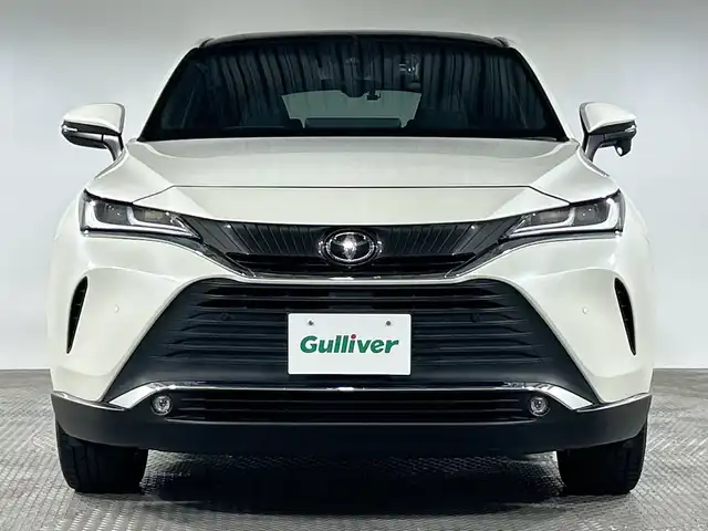 トヨタ ハリアー Z 神奈川県 2021(令3)年 1.8万km ホワイトパールクリスタルシャイン 純正12.3インチディスプレイオーディオ/BT&USB&フルセグTV/バックカメラ/調光パノラマルーフ/JBLサウンド/Toyota Safety Sense/プリクラッシュセーフティ/レーントレーシングアシスト/レーダークルーズコントロール/アダプティブハイビームシステム/ロードサインアシスト/クリアランスソナー/ブラインドスポットモニター/リアクロストラフィックアラート/オートマチックハイビーム/デジタルインナーミラー/ドライブレコーダー前後/ビルトインETC2.0/ハーフレザーシート/パワーシート運転席/パワーバックドア/電動パーキングブレーキ/ブレーキオートホールド/純正19インチAW/LEDヘッドライト/LEDフォグライト
