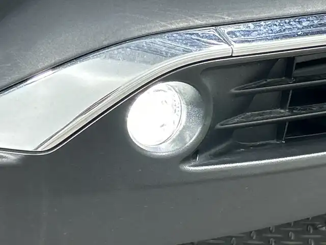 トヨタ ハリアー Z 神奈川県 2021(令3)年 1.8万km ホワイトパールクリスタルシャイン 純正12.3インチディスプレイオーディオ/BT&USB&フルセグTV/バックカメラ/調光パノラマルーフ/JBLサウンド/Toyota Safety Sense/プリクラッシュセーフティ/レーントレーシングアシスト/レーダークルーズコントロール/アダプティブハイビームシステム/ロードサインアシスト/クリアランスソナー/ブラインドスポットモニター/リアクロストラフィックアラート/オートマチックハイビーム/デジタルインナーミラー/ドライブレコーダー前後/ビルトインETC2.0/ハーフレザーシート/パワーシート運転席/パワーバックドア/電動パーキングブレーキ/ブレーキオートホールド/純正19インチAW/LEDヘッドライト/LEDフォグライト