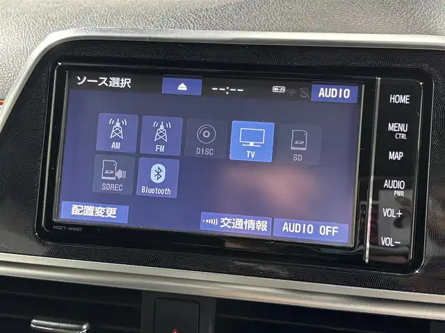 トヨタ シエンタ ハイブリッド G クエロ 大阪府 2018(平30)年 3.4万km ラディアントグリーンM 後期モデル 純正ナビTV 360カメラ ETC 両側パワースライドドア ハーフレザー シートヒーター ハンドルヒーター 衝突軽減 クルコン トヨタセーフティセンス クリアランスソナー ドラレコ