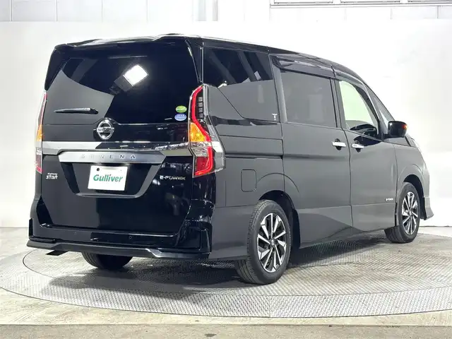 日産 セレナ e－パワー ハイウェイスター V 大阪府 2020(令2)年 2.9万km ダイヤモンドブラック ProPILOT 純正9incナビTV 360カメラ 後席モニター 両側パワースライドドア シート＆ハンドルヒーター 衝突軽減 レーダーC BSM クリアランスソナー パークアシスト 前後ドラレコ