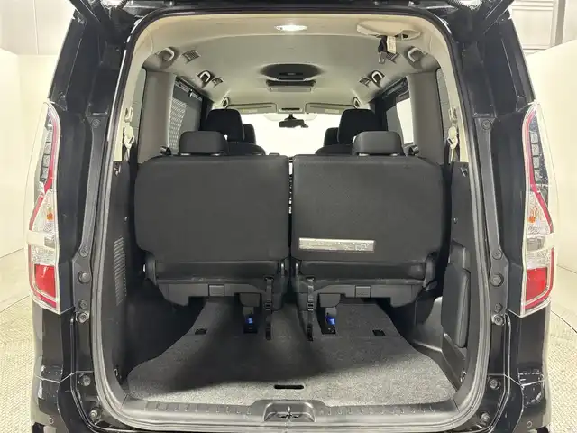 日産 セレナ e－パワー ハイウェイスター V 大阪府 2020(令2)年 2.9万km ダイヤモンドブラック ProPILOT 純正9incナビTV 360カメラ 後席モニター 両側パワースライドドア シート＆ハンドルヒーター 衝突軽減 レーダーC BSM クリアランスソナー パークアシスト 前後ドラレコ