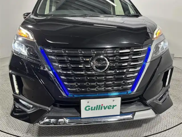 日産 セレナ e－パワー ハイウェイスター V 大阪府 2020(令2)年 2.9万km ダイヤモンドブラック ProPILOT 純正9incナビTV 360カメラ 後席モニター 両側パワースライドドア シート＆ハンドルヒーター 衝突軽減 レーダーC BSM クリアランスソナー パークアシスト 前後ドラレコ