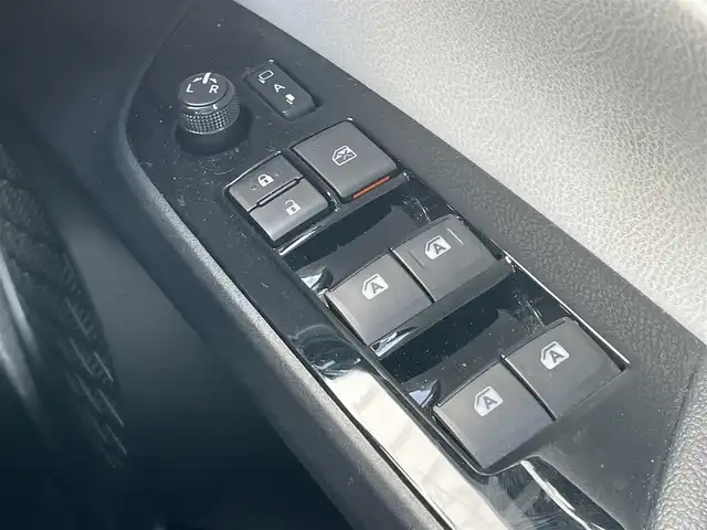 トヨタ プリウス ＰＨＶ A レザーパッケージ 千葉県 2017(平29)年 4.3万km スピリテッドアクアメタリック 純正ナビ/フルセグＴＶ/バックカメラ/クルーズコントロール/ビルトインＥＴＣ/ステアリングヒーター/前席シートヒーター/衝突被害軽減ブレーキ/レーンキープアシスト/オートハイビーム/オートライト/プッシュスタート/スマートキー
