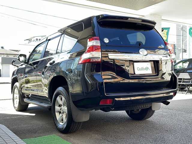 トヨタ ランドクルーザー プラド TX 高知県 2014(平26)年 7.2万km アティチュードブラックマイカ ナビ/・フルセグＴＶ/・Ｂｌｕｅｔｏｏｔｈ/バックモニター/７人乗り/４ＷＤ/ＥＴＣ/ＬＥＤヘッドライト/オートライト
