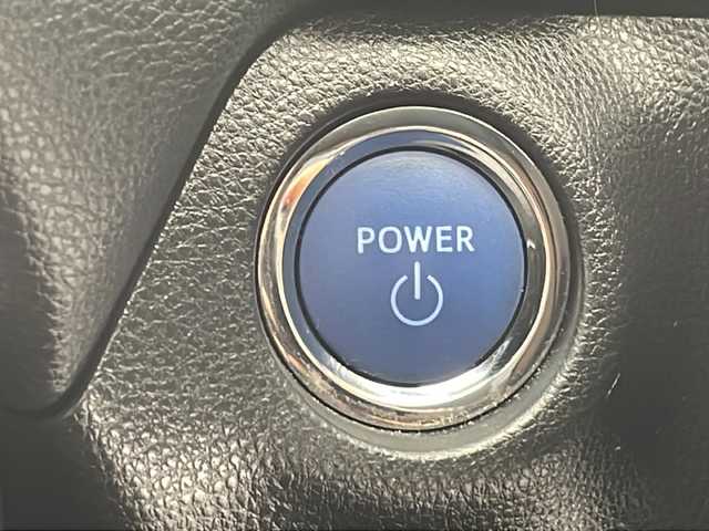 トヨタ ＲＡＶ４ ハイブリットG 沖縄県 2019(令1)年 3.8万km ホワイトパールクリスタルシャイン 禁煙車　/社外ナビ【MDV-M906HDL】/（ＡＭ／ＦＭ／ＣＤ／ＤＶＤ／ＢＴ）/フルセグＴＶ/衝突軽減装置　/横滑り防止機能/盗難防止装置/レーンキープアシスト/クルーズコントロール/バックカメラ/シートヒーター　/シートメモリー　/ステアリングヒーター　/サンルーフ　/パワーバックドア　/前後ドラレコ/ビルトインETC/純正18インチアルミホイール/プッシュスタート/スマートキー