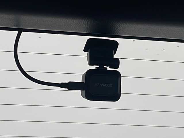 トヨタ ＲＡＶ４ ハイブリットG 沖縄県 2019(令1)年 3.8万km ホワイトパールクリスタルシャイン 禁煙車　/社外ナビ【MDV-M906HDL】/（ＡＭ／ＦＭ／ＣＤ／ＤＶＤ／ＢＴ）/フルセグＴＶ/衝突軽減装置　/横滑り防止機能/盗難防止装置/レーンキープアシスト/クルーズコントロール/バックカメラ/シートヒーター　/シートメモリー　/ステアリングヒーター　/サンルーフ　/パワーバックドア　/前後ドラレコ/ビルトインETC/純正18インチアルミホイール/プッシュスタート/スマートキー