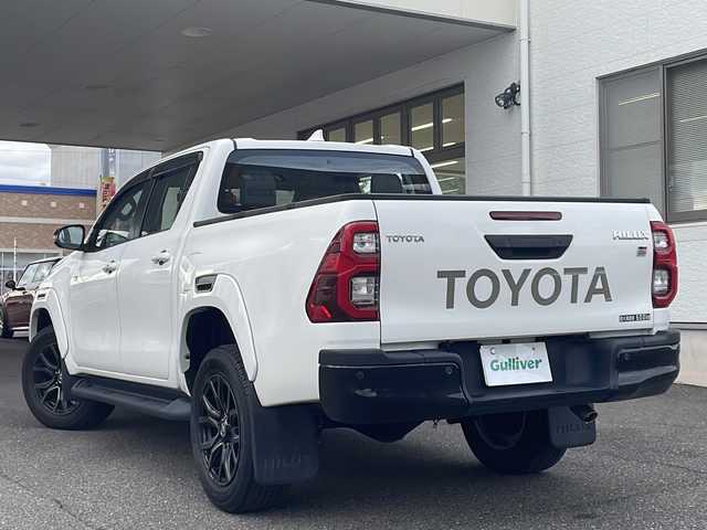 トヨタ ハイラックス Z GRスポーツ 岐阜県 2022(令4)年 6.3万km スーパーホワイトⅡ /ワンオーナー//純正8インチディスプレイオーディオ(ナビ付き)/(AM/FM/BT/USB/Mira cast)//4WD//プリクラッシュセーフティ//レーンディパーチャーアラート//レーダークルーズコントロール//ロードサインアシスト//先行車発進告知機能//GR SPORT/(専用グリル)/(専用フロントバンパー)/(専用本革巻きステアリング)/(専用シフトノブ)/(専用オプティトロンメーター)/(専用エンジンスイッチ)//360°カメラ//前方ドライブレコーダー(不良)//後方ドライブレコーダー//社外レーダー探知機//社外トランクカバー//純正マッドガード//純正ドアバイザー//純正LEDヘッドライト//純正18インチアルミホイール//スペアキー×1&エンジンスターター//ETC