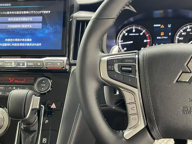 三菱 デリカＤ：５ シャモニー 滋賀県 2025(令7)年 0.1千km パールⅡ 登録済未使用車/ALPINEナビ/CD/DVD/USB/HDMI/AppleCarPlay/Android Auto/フルセグテレビ/全方位カメラ/ハーフレザーシート/D席パワーシート/Ｄ/N席シートヒーター/e-アシスト/両側パワースライドドア/LEDヘッドライト/パワーバックドア/電子パーキングサポート/オートホールド