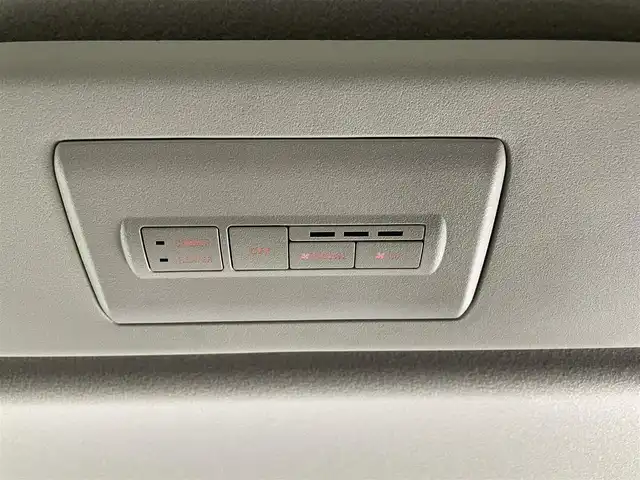 三菱 デリカＤ：５ シャモニー 滋賀県 2025(令7)年 0.1千km パールⅡ 登録済未使用車/ALPINEナビ/CD/DVD/USB/HDMI/AppleCarPlay/Android Auto/フルセグテレビ/全方位カメラ/ハーフレザーシート/D席パワーシート/Ｄ/N席シートヒーター/e-アシスト/両側パワースライドドア/LEDヘッドライト/パワーバックドア/電子パーキングサポート/オートホールド