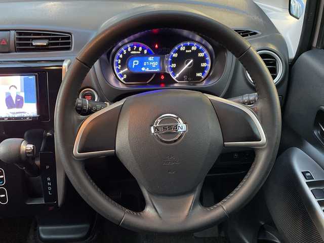 日産 デイズ ハイウェイスターX 岩手県 2014(平26)年 7.2万km ホワイトパール ・社外ＳＤナビ CD DVD フルセグＴＶ Bluetooth/・アラウンドビューモニター/・運転席シートヒーター/・アイドリングストップ/・前後ドライブレコーダー/・キセノンヘッドライト/・フォグランプ/・スマートキー2個/・プッシュスタート