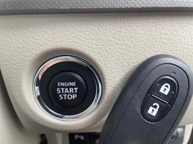 スズキ ラパン L 茨城県 2020(令2)年 4.2万km フォーンベージュM 純正7インチナビ/Bluetooth接続/ワンセグTV/バックモニター/後方コーナーセンサー/衝突軽減ブレーキ/車線逸脱防止装置/横滑り防止装置/アイドリングストップ/運転席シートヒーター/ドライブレコーダー/保証書/取扱説明書/スペアキー