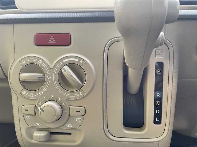 スズキ ラパン L 茨城県 2020(令2)年 4.2万km フォーンベージュM 純正7インチナビ/Bluetooth接続/ワンセグTV/バックモニター/後方コーナーセンサー/衝突軽減ブレーキ/車線逸脱防止装置/横滑り防止装置/アイドリングストップ/運転席シートヒーター/ドライブレコーダー/保証書/取扱説明書/スペアキー