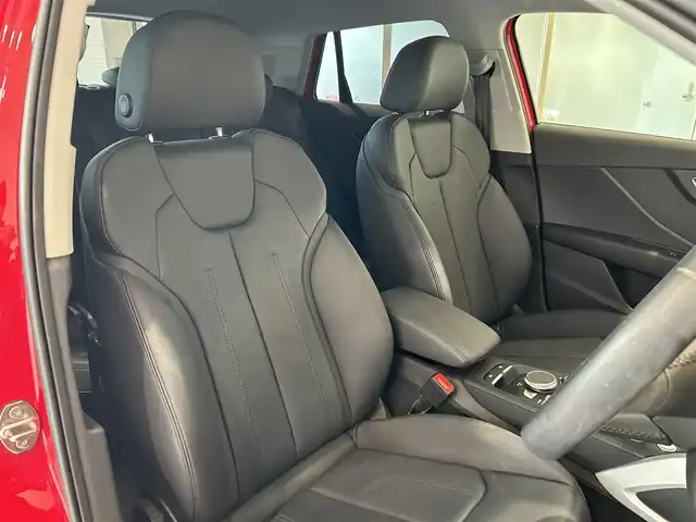 アウディ Ｑ２ 1．0 TFSI スポーツ 愛知県 2019(令1)年 1.5万km 赤 アダプティブクルーズコントロール/Audiプレセンス/Audiサイドアシスト/Audiアクティブレーンアシスト/Audi/パワーバックドア/ドライブレコーダー/ETC/純正ナビ・フルセグTV