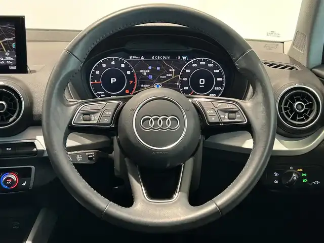 アウディ Ｑ２ 1．0 TFSI スポーツ 愛知県 2019(令1)年 1.5万km 赤 アダプティブクルーズコントロール/Audiプレセンス/Audiサイドアシスト/Audiアクティブレーンアシスト/Audi/パワーバックドア/ドライブレコーダー/ETC/純正ナビ・フルセグTV