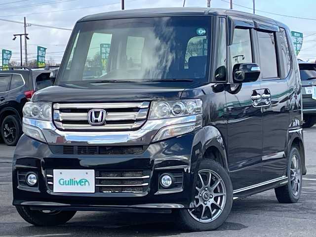 ホンダ Ｎ ＢＯＸ カスタム G Lパッケージ 道央・札幌 2016(平28)年 8.4万km スマートブラック ４ＷＤ/社外ナビ/【ＣＤ／ＤＶＤ／ＢＴ／フルセグＴＶ／iＰｏｄ／ＵＳＢ】/バックカメラ/前席シートヒーター/ＨＩＤ/フォグランプ/オートライト/片側パワースライドドア/ステアリングスイッチ/ＥＴＣ/電動格納ミラー/ドアミラーヒーター/社外エンジンスターター/社外ＡＷ付夏タイヤ積み込み