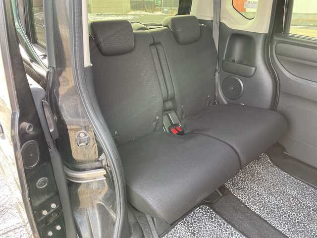 ホンダ Ｎ ＢＯＸ カスタム G Lパッケージ 道央・札幌 2016(平28)年 8.4万km スマートブラック ４ＷＤ/社外ナビ/【ＣＤ／ＤＶＤ／ＢＴ／フルセグＴＶ／iＰｏｄ／ＵＳＢ】/バックカメラ/前席シートヒーター/ＨＩＤ/フォグランプ/オートライト/片側パワースライドドア/ステアリングスイッチ/ＥＴＣ/電動格納ミラー/ドアミラーヒーター/社外エンジンスターター/社外ＡＷ付夏タイヤ積み込み