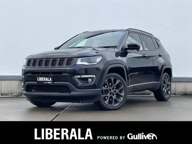 クライスラー・ジープ ジープ コンパス Sモデル 東京都 2021(令3)年 4万km 黒 ４ＷＤ/純正ナビ／ＤＴＶ/Ｂカメラ/黒革シート/シートヒーター/ＥＴＣ/前後ドライブレコーダー/衝突軽減ブレーキ/ＡＣＣ/ＢＳＭ/レーンキープ/パーキングセンサー/ＵＳＢ/ＡＵＸ/ＢＴオーディオ