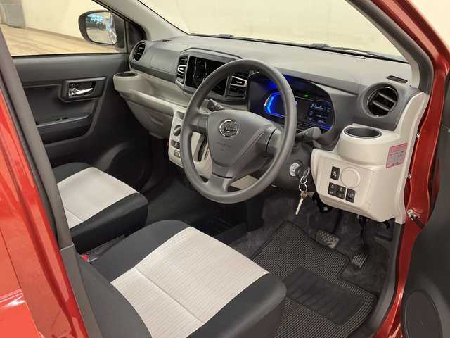 ダイハツ ミラ イース X SAⅢ 道央・札幌 2025(令7)年 0.3万km ファイアークォーツレッドM /オーディオレス//４WD//スマートアシスト車//衝突軽減ブレーキ//オートライト//オートハイビーム//コーナーセンサー//横滑り防止装置//アイドリングストップ//パワーウィンドウ