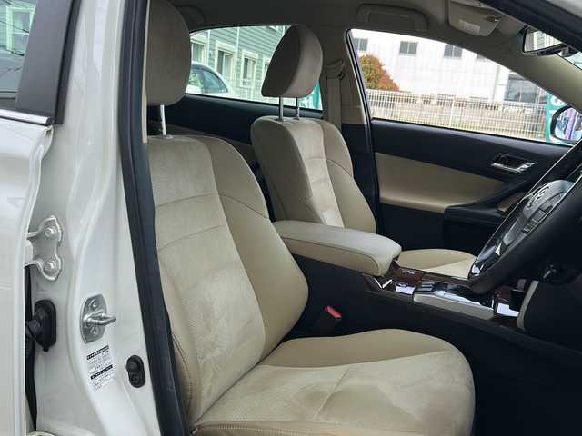 トヨタ マークＸ PREMIUM 神奈川県 2016(平28)年 4.4万km ホワイトパールクリスタルシャイン ワンオーナー/純正ディーラーナビ(CD/DVD/SD/BT/フルセグTV)/バックカメラ/プッシュスタート/クルーズコントロール/横滑り防止装置/ハーフレザーシート/D/N席シートヒーター/D/N席パワーシート/ビルトインETC/前後ドライブレコーダー/コーナーポール/リアサンシェード/オートライト/フォグランプ/純正フロアマット/純正ドアバイザー/ISOFIX/スペアキー×1/保証書/取扱説明書