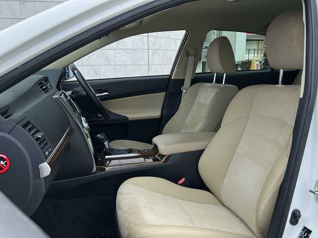 トヨタ マークＸ PREMIUM 神奈川県 2016(平28)年 4.4万km ホワイトパールクリスタルシャイン ワンオーナー/純正ディーラーナビ(CD/DVD/SD/BT/フルセグTV)/バックカメラ/プッシュスタート/クルーズコントロール/横滑り防止装置/ハーフレザーシート/D/N席シートヒーター/D/N席パワーシート/ビルトインETC/前後ドライブレコーダー/コーナーポール/リアサンシェード/オートライト/フォグランプ/純正フロアマット/純正ドアバイザー/ISOFIX/スペアキー×1/保証書/取扱説明書