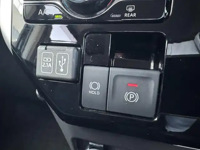 トヨタ ルーミー カスタムG 千葉県 2021(令3)年 3.7万km ブラックマイカメタリック 9インチ純正ディスプレイオーディオ/・ラジオ/・フルセグTV/・Bluetooth/・USB/・Apple Car Play/・Android Auto/主要装備/・クルーズコントロール/・コーナーセンサー/・両側パワースライドドア/・スマートアシスト/・ＬＥＤヘッドライト/・横滑り防止装置/・アイドリングストップ/・オートライト/・オートハイビーム/・純正アルミホイール
